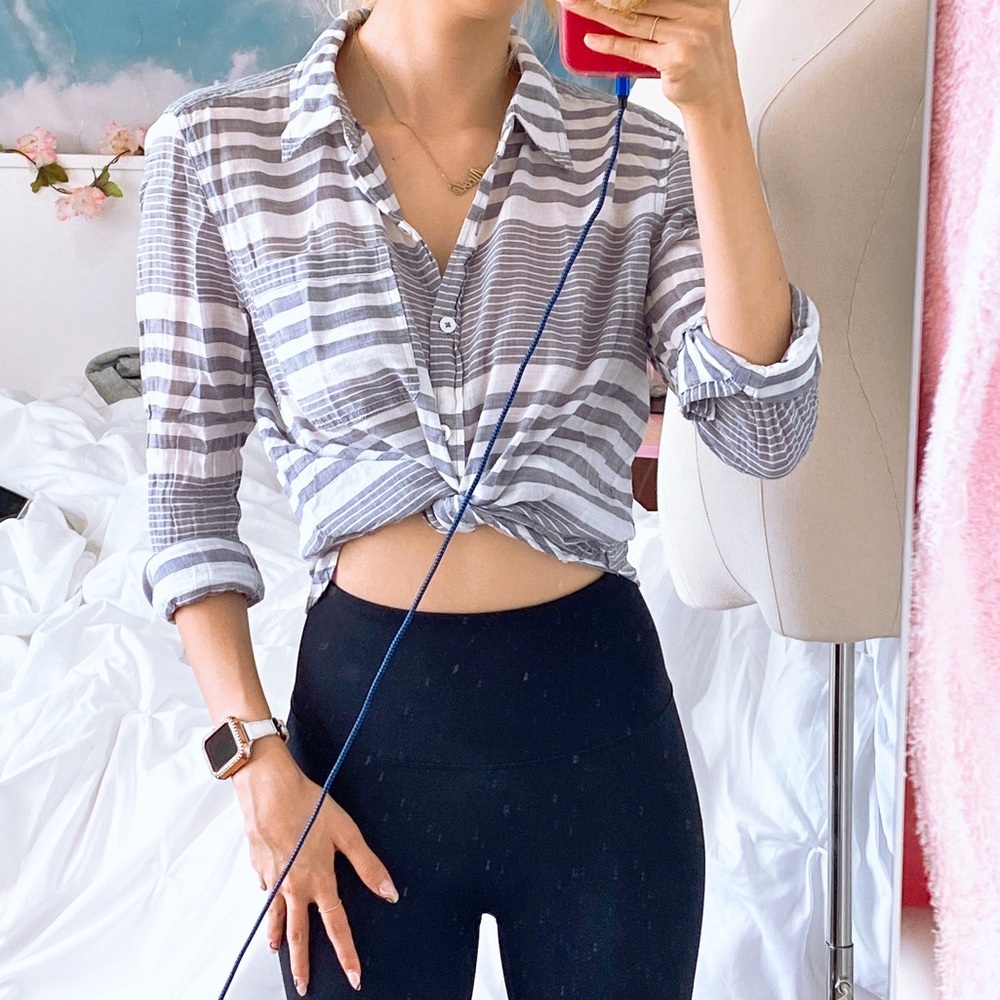 Light Grey Striped Blouse Shirt Thin Collared - Picture 3 of 10